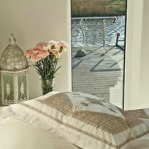 https://bb-amsterdam-schiphol-airport.ihotelsrotterdam.com